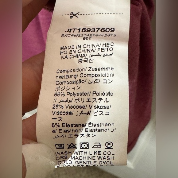 Emery Rose Casual Tank - Picture 6 of 8